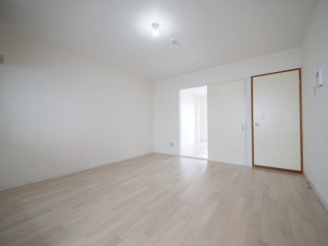シェルティ三浜町の洋室|※写真は別の部屋のものです。