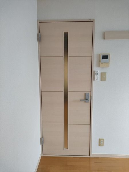 ＴＭＴ壱番館の居間・リビング