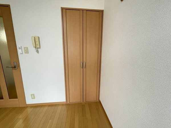 クレアーレ瑞江Ⅳの居間・リビング