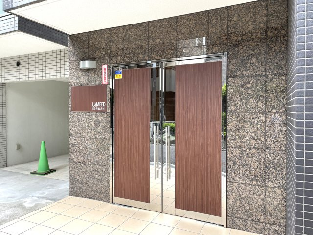 【エントランス】