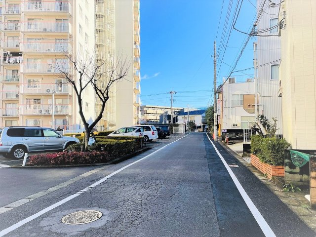 西八王子ハイツＢ棟の現況写真|～西八王子駅徒歩3分　ペット飼育可能　内装フルリノベ済マンション　専用駐車場付き（使用料無料）～