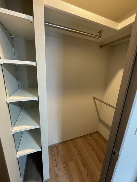 レーベン千種吹上AVANCAの収納