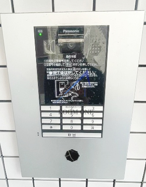 セレナ　ルーチェのセキュリティ|オートロックです。