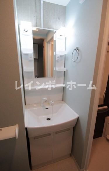 MidCUBE 中台の独立洗面台