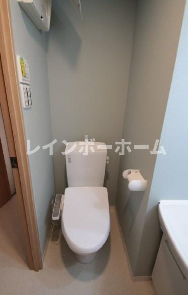 MidCUBE 中台のトイレ