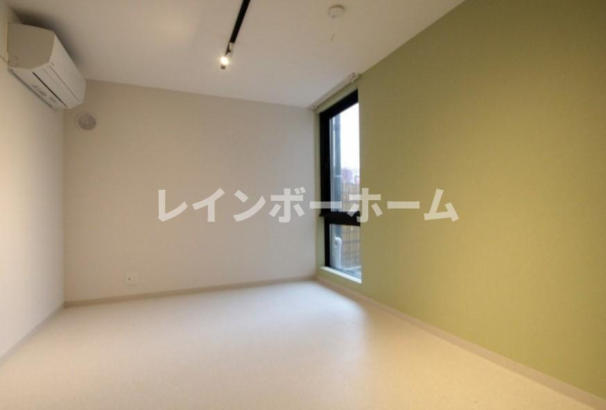 MidCUBE 中台の寝室