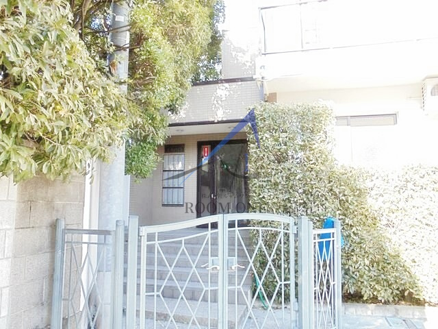 ポプラ倶楽部５０１のエントランス|エントランスです。