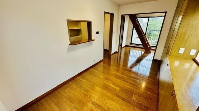 西東京市新町3丁目戸建の居間・リビング
