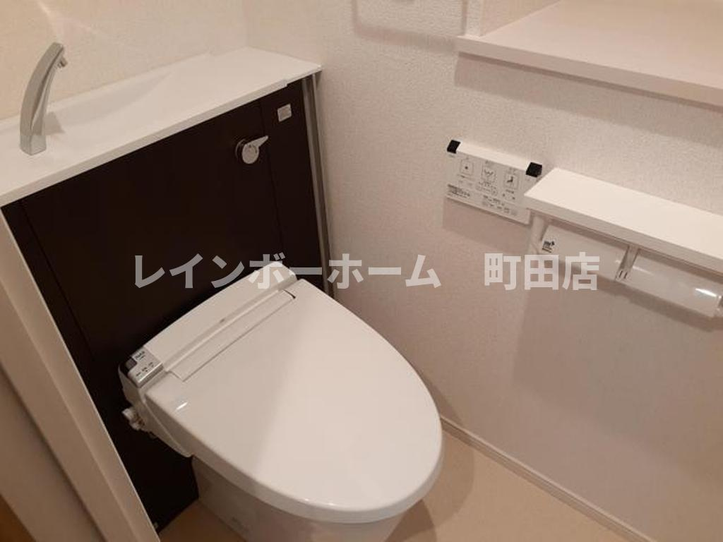 ルミソラーレ※初期費用分割あと払いサービス利用可能物件のトイレ