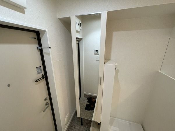 ひまわりハウスＣの玄関
