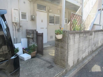 【エントランス】 | ワタナベハイツ