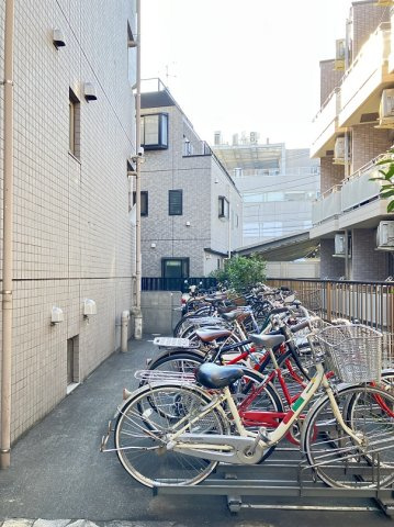 プライムアーバン烏山ガレリアのその他共用部分|自転車駐輪場（無料）