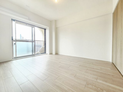 【洋室】 | 日商岩井芦屋翠ヶ丘マンション | 使い勝手のいい洋室です