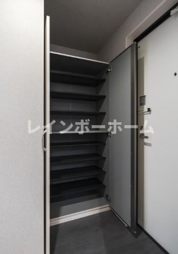 robot home 祐光の玄関|※建築中のためイメージ写真となります。