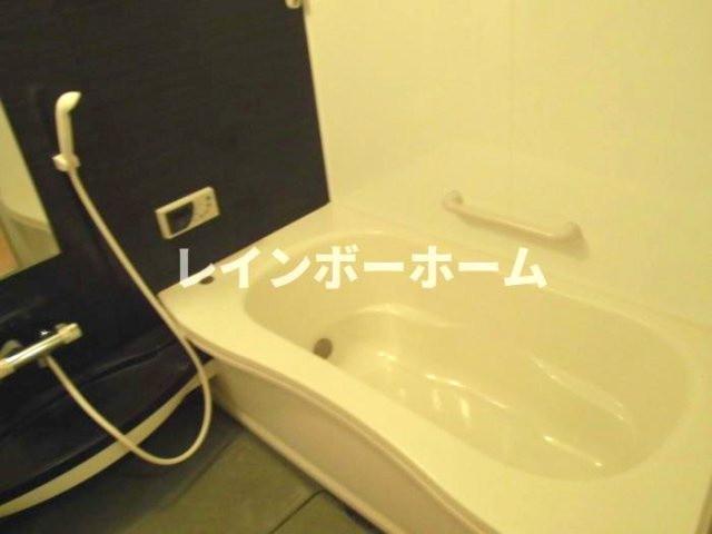 サンジュネスの浴室
