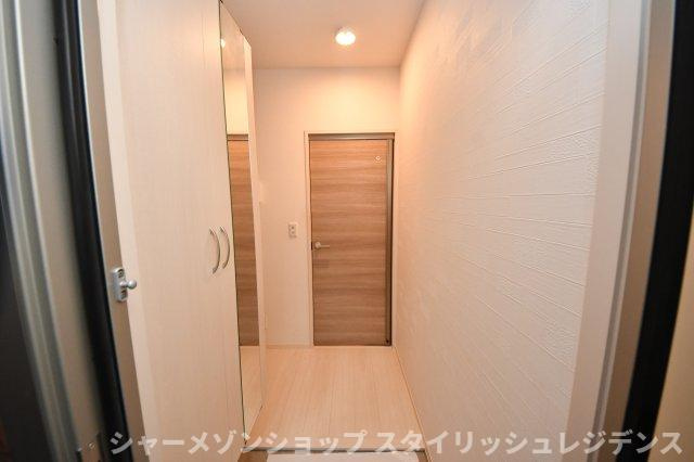 Polonia　Matsubara　B棟の玄関
