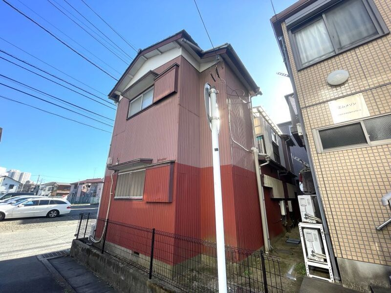 五月荘の外観
