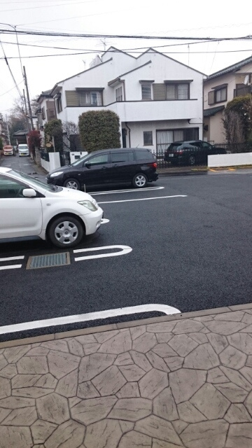 ラポールⅢの駐車場