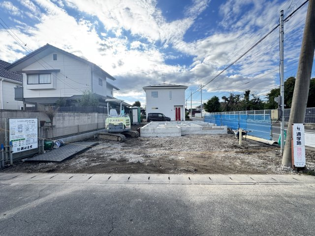 新築　佐波郡玉村町上新田1509番　Heartful　Town　A号棟の駐車場|現地写真　駐車スペースは並列2台分可能です！
