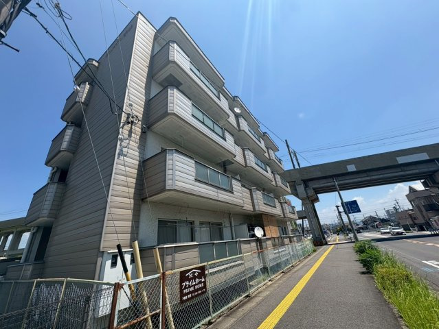 サンハイツ寺田の外観