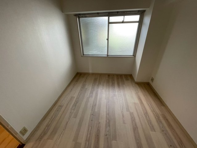 サンハイツ寺田の和室