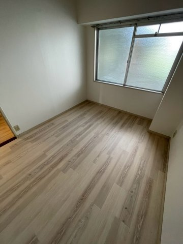 サンハイツ寺田の和室