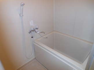 【浴室】 | メゾン貝塚 | 別部屋参考写真