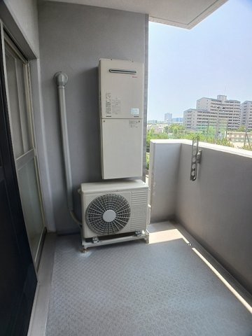 エアリーヒルズ芦屋のバルコニー|開放的で明るい空間を演出してくれるバルコニーです