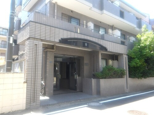 エントランス外観