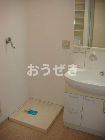 プライムアーバン町屋サウスコートの洗面所|洗濯機置き場※参考写真