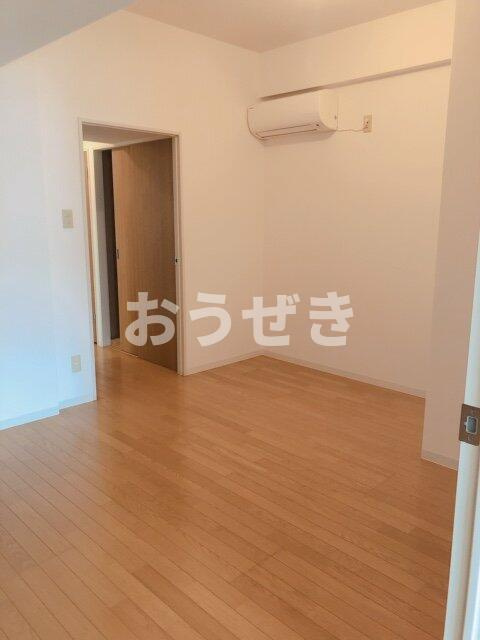 プライムアーバン町屋サウスコートの居間・リビング