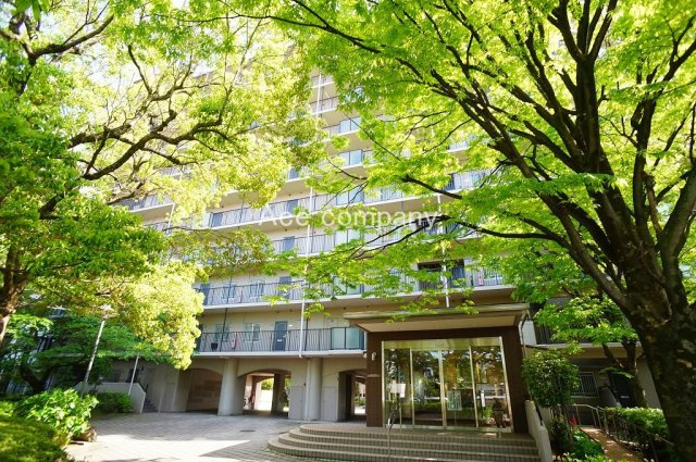 【外観】 | アメリア1番館 | 【駐車場権利付き！屋根付き☆ハイルーフ車駐車OK！ペット飼育OK♪】ローン返済目安：月々約59228円（頭金0円、変動金利0.875％、返済期間40年、ボーナス払い無しで試算しています）