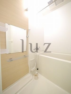 スパシエルクス横濱鶴見の浴室