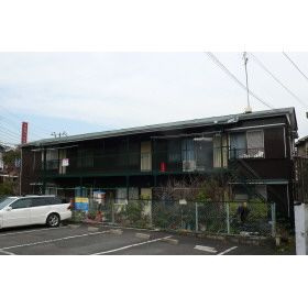 横浜市南区別所４丁目のアパートの外観