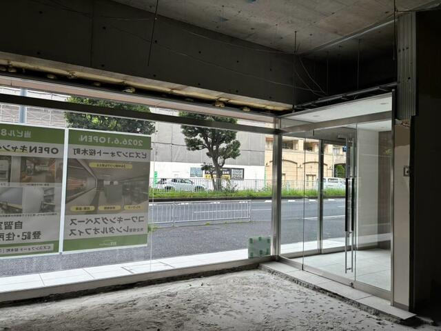 【エントランス】