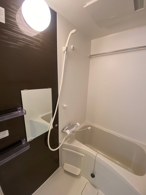 コンパクトで使いやすいお風呂です