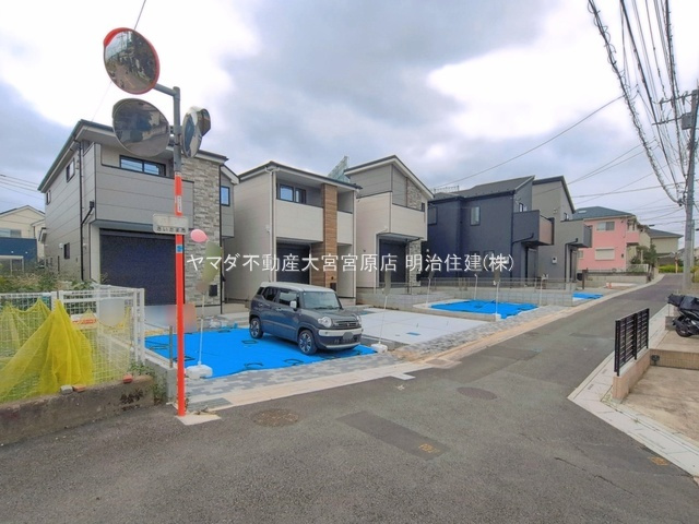 さいたま市見沼区南中丸17期の前面道路含む現地写真