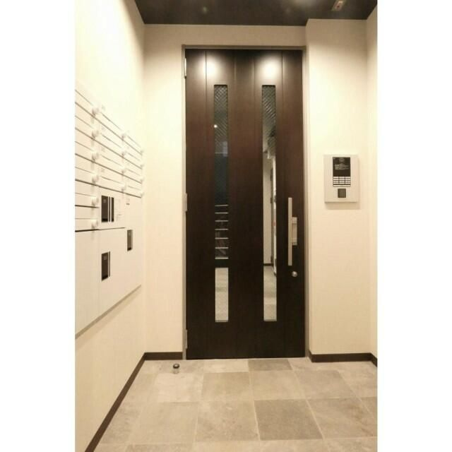 プライムクロスの玄関