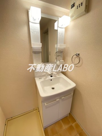 シャトー弁天弐番館の洗面所