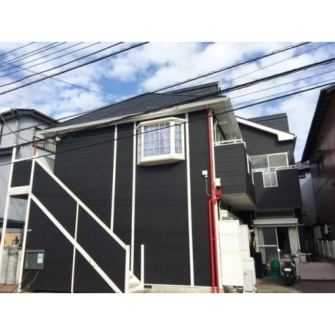 落ち着いた雰囲気の外観です