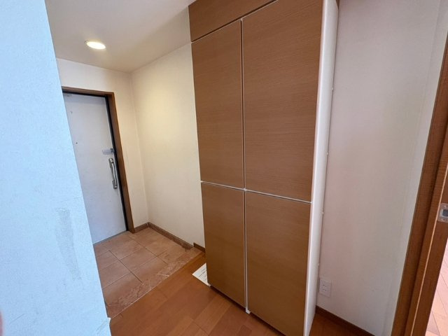 白鷺パークハウスの玄関|玄関収納