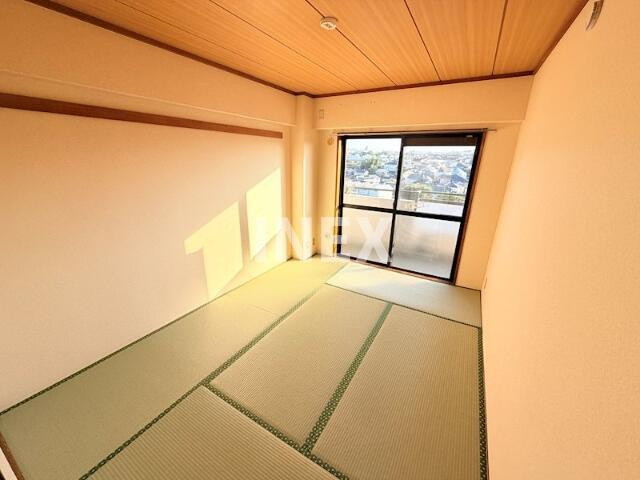 横浜市港南区上永谷４丁目の賃貸マンションの和室