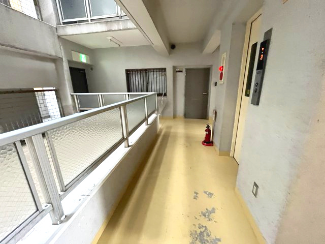 アドラブール古川橋の外観