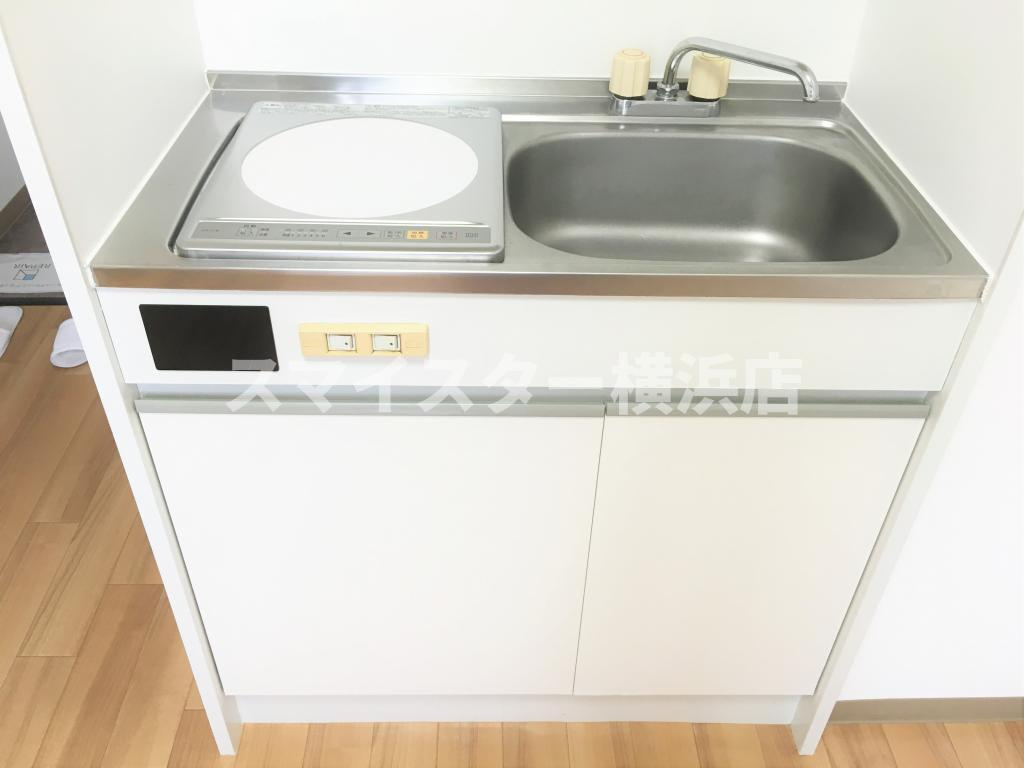 ロイヤル石川町のキッチン