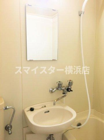 ロイヤル石川町のトイレ