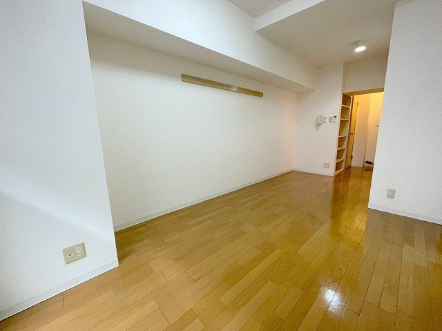 大阪市淀川区三国本町３丁目の賃貸マンションの居間・リビング