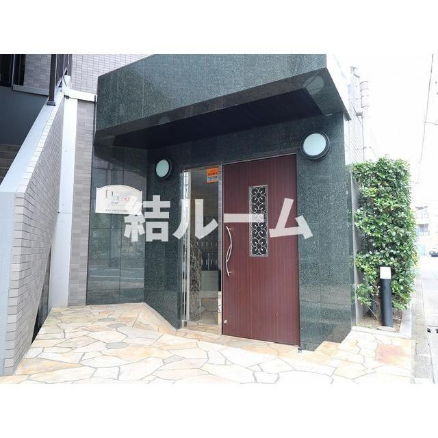 練馬区練馬３丁目の賃貸マンションのエントランス