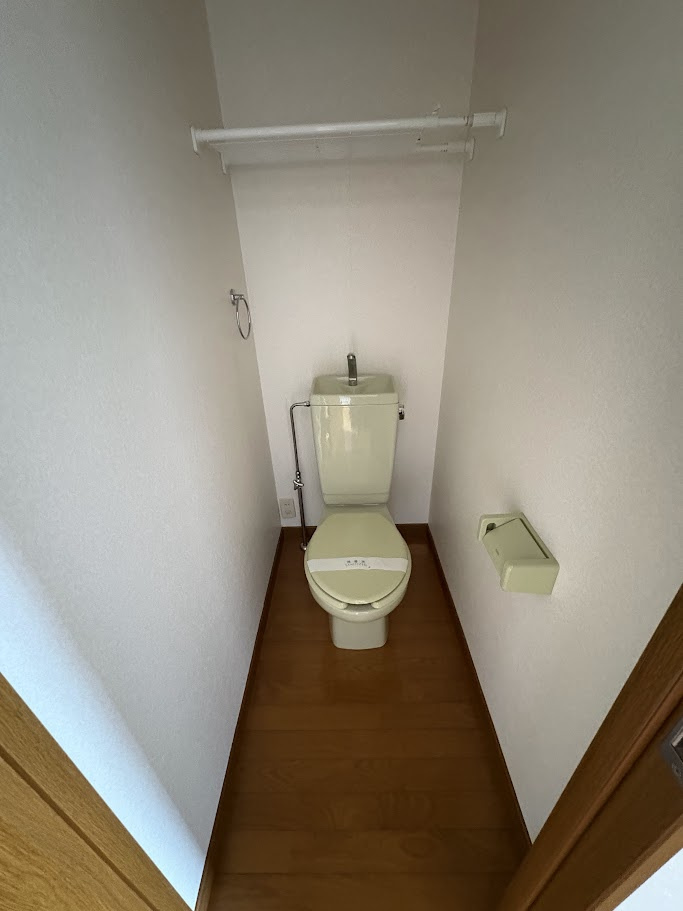 コンパクトで使いやすいトイレです