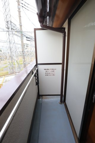 お洗濯にも便利なバルコニー付き