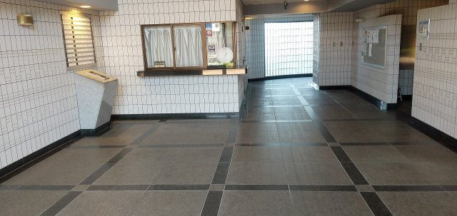 ライオンズマンション明石大久保のロビー
